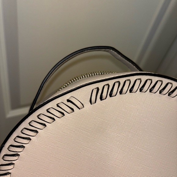 Calpak backpack - Picture 4 of 7